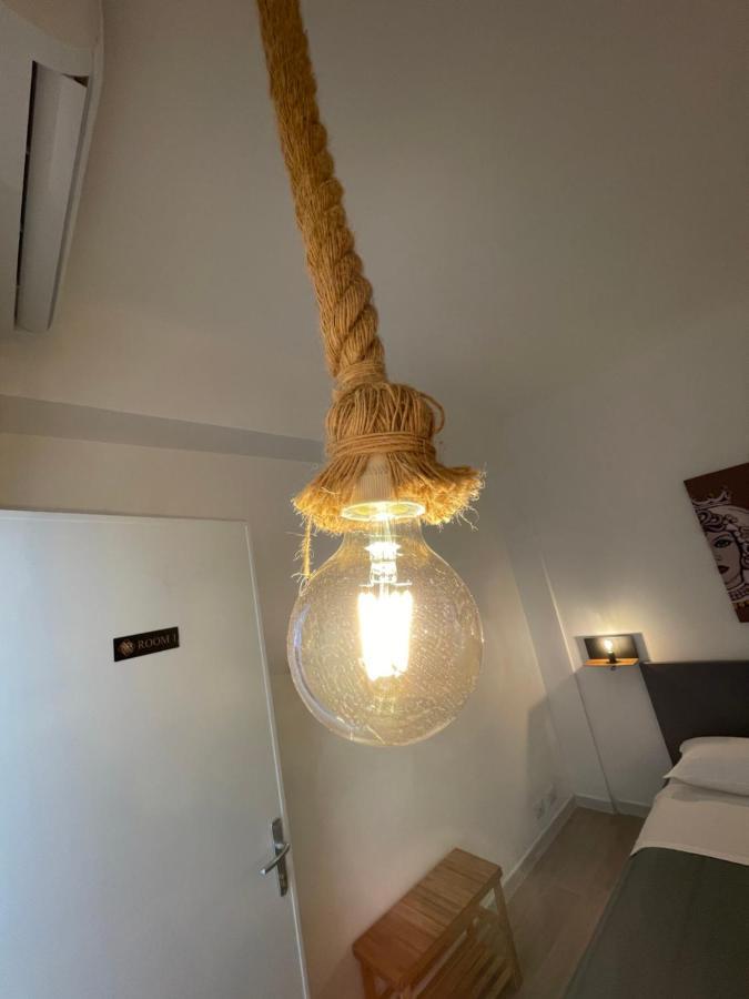 {palazzo Fodale-5 Stelle} 70's