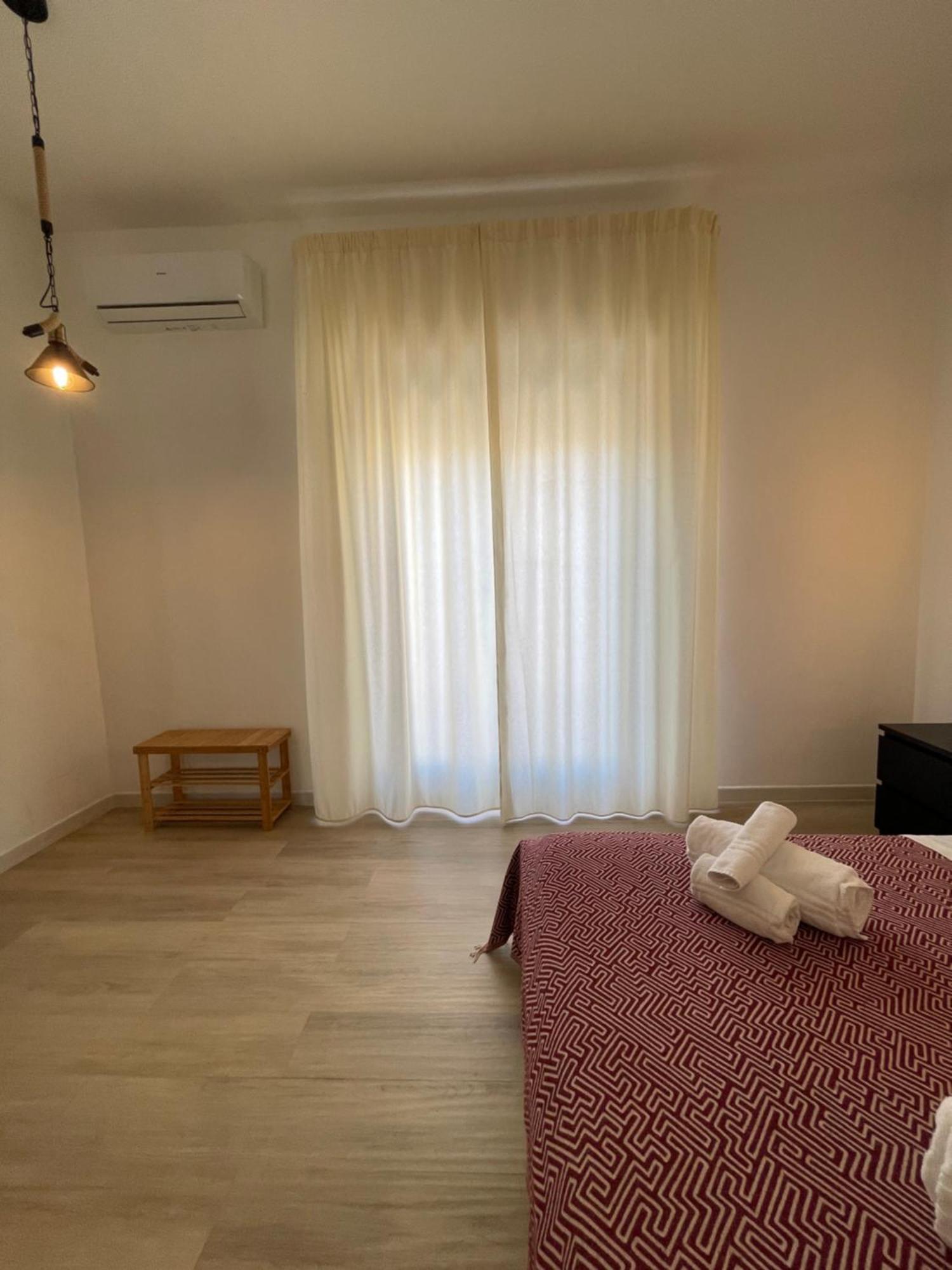 {palazzo Fodale-5 Stelle} 70's Apartment