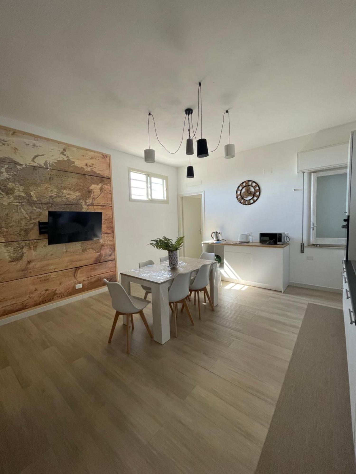 {palazzo Fodale-5 Stelle} 70's Apartment